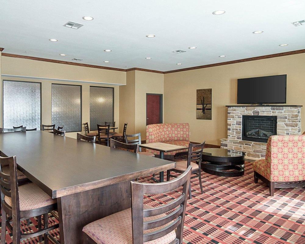 Comfort Inn & Suites Monahans I-20 Bagian luar foto
