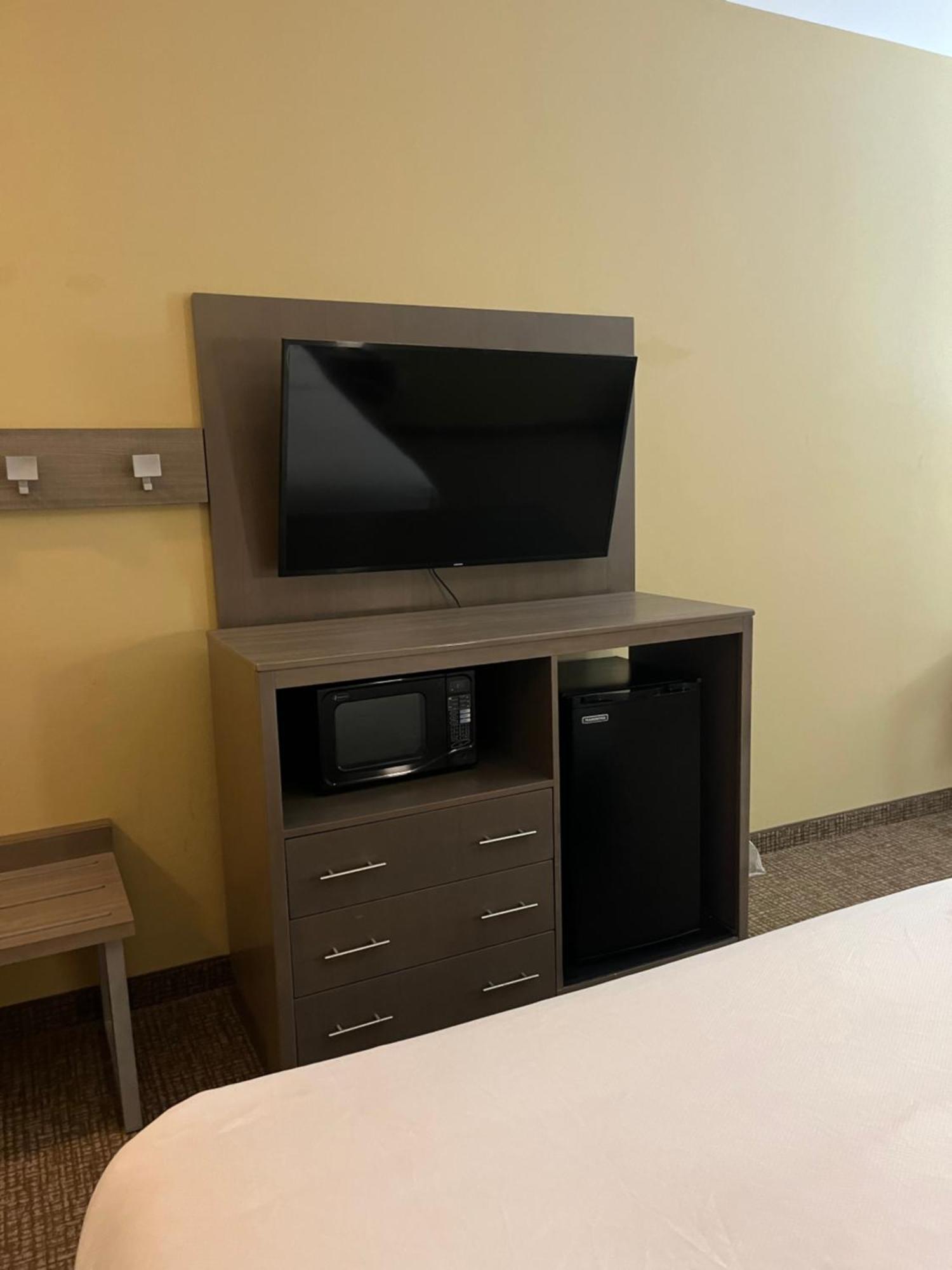 Comfort Inn & Suites Monahans I-20 Bagian luar foto