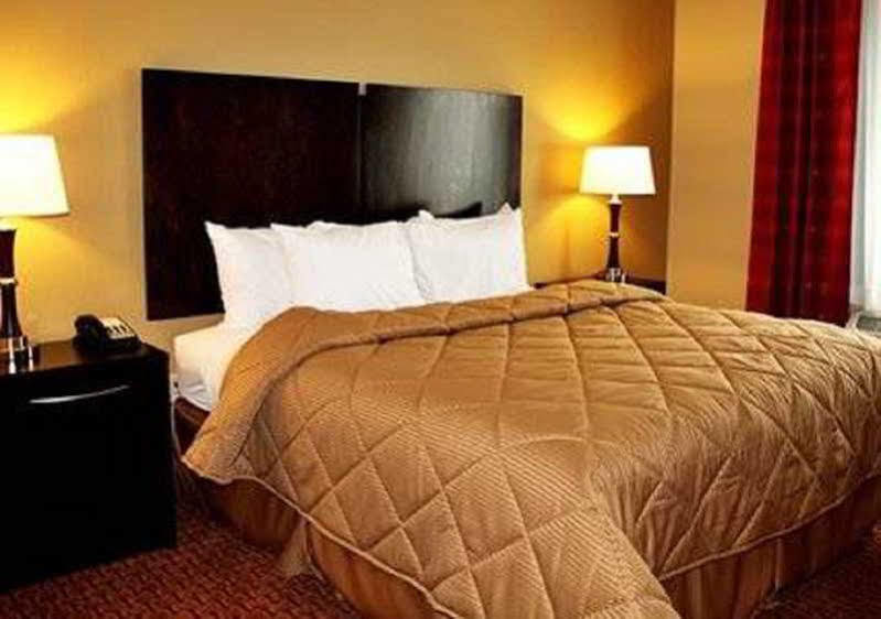 Comfort Inn & Suites Monahans I-20 Bagian luar foto