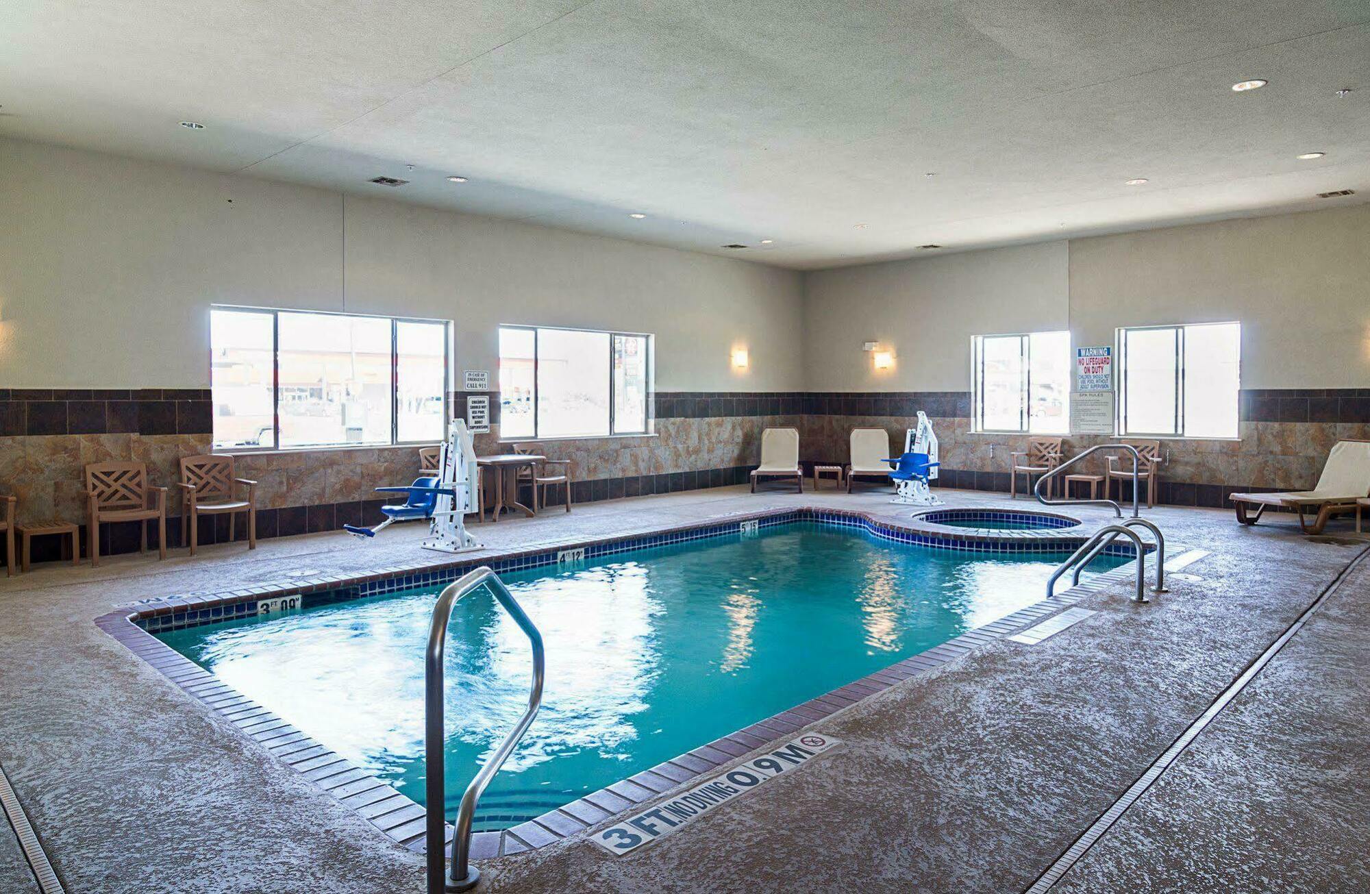 Comfort Inn & Suites Monahans I-20 Bagian luar foto